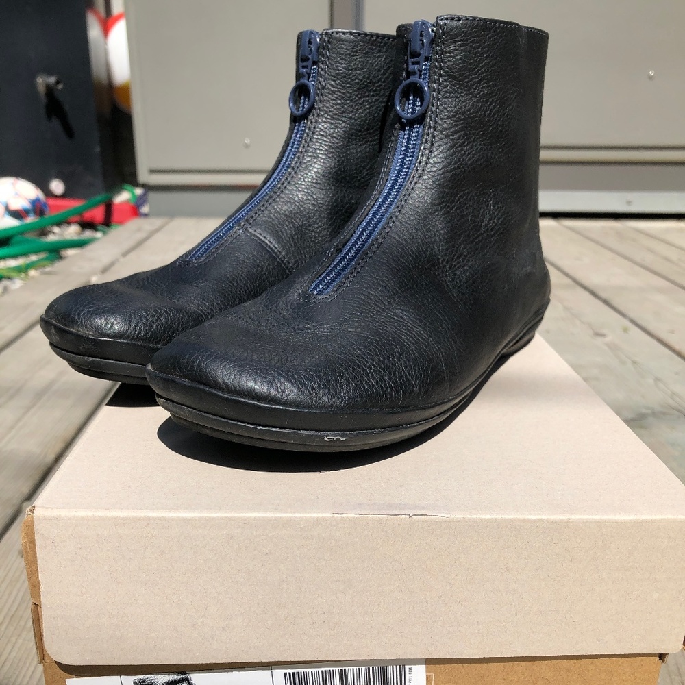 Camper Right Nina Booties in black Size 39 (9)